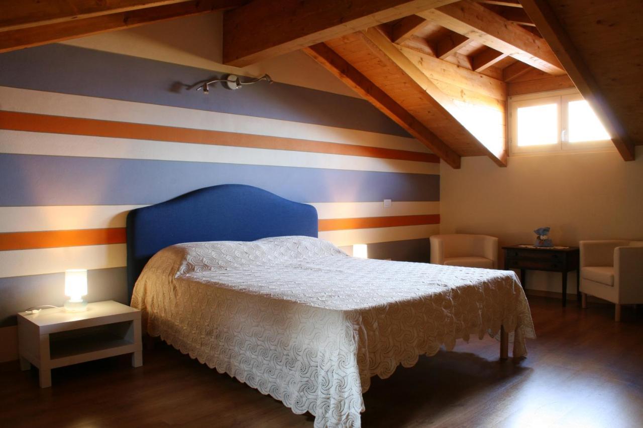 Cascina Nel Bosco Hotel Cannobio Kamer foto